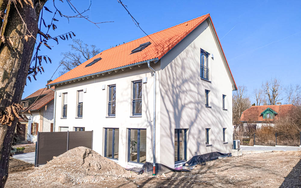 Einfamilienhaus in Oberschleißheim zum Verkauf Angebot Doppelhaushälfte Einfamilienhaus in Mittenheim / Oberschleissheim